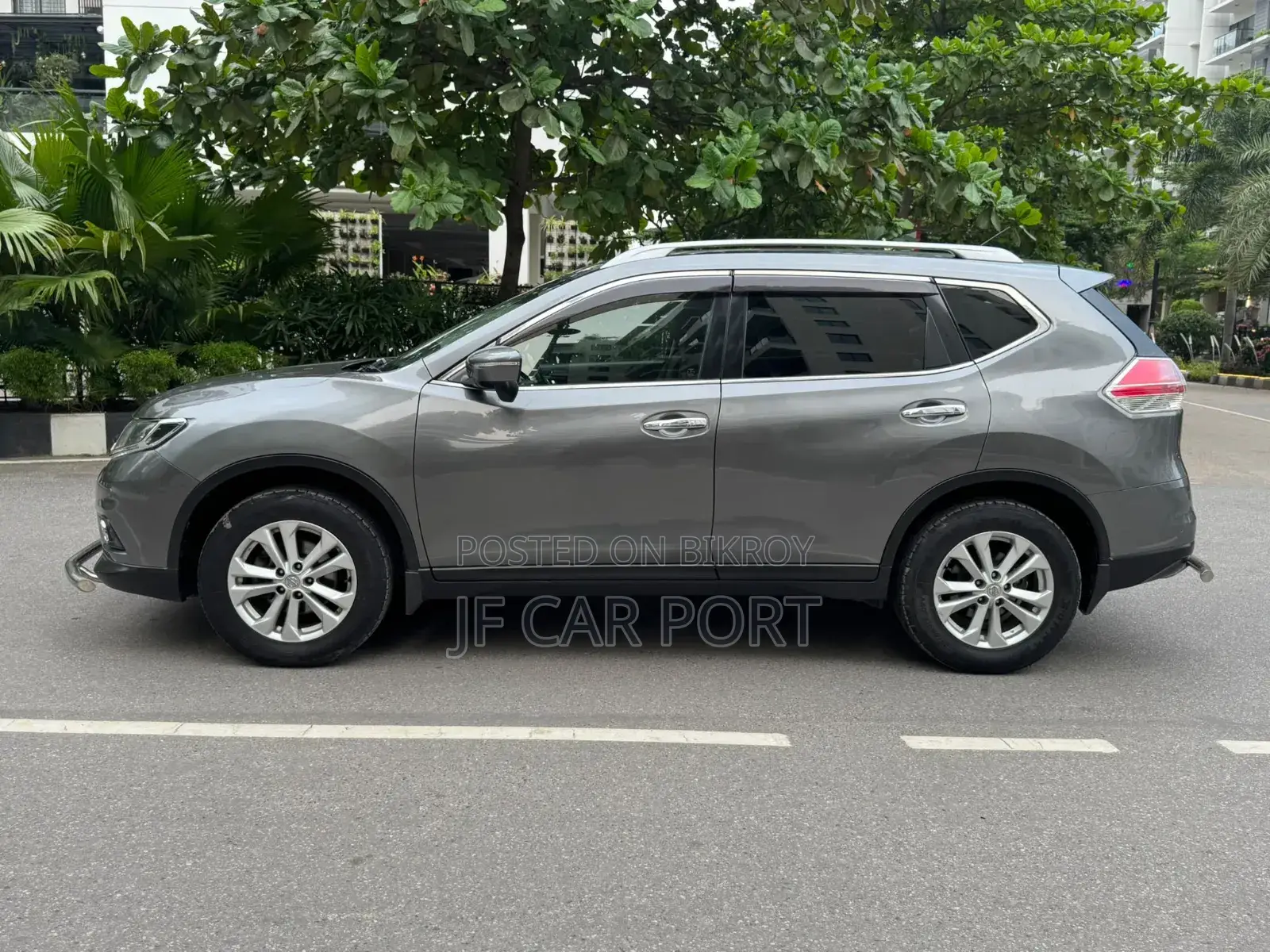 Nissan X-Trail 2013 Gray