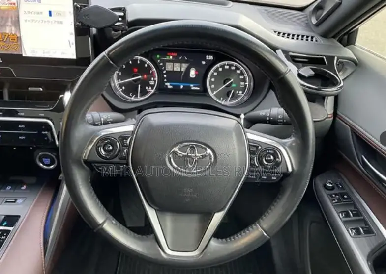 Toyota Harrier Hybrid Z ২০২১ পার্ল