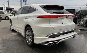 Toyota Harrier Hybrid Z ২০২১ পার্ল