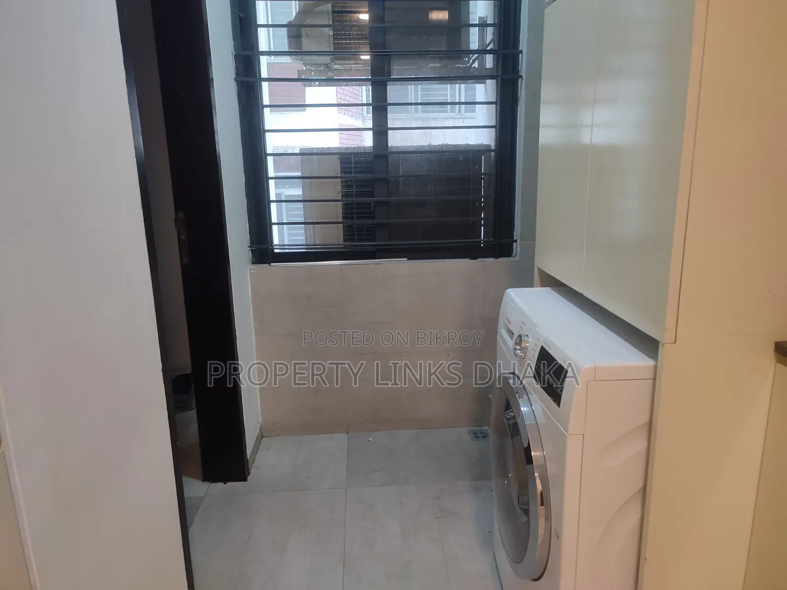 Furnished 3-bedroom Apartment in Baridhara for rent