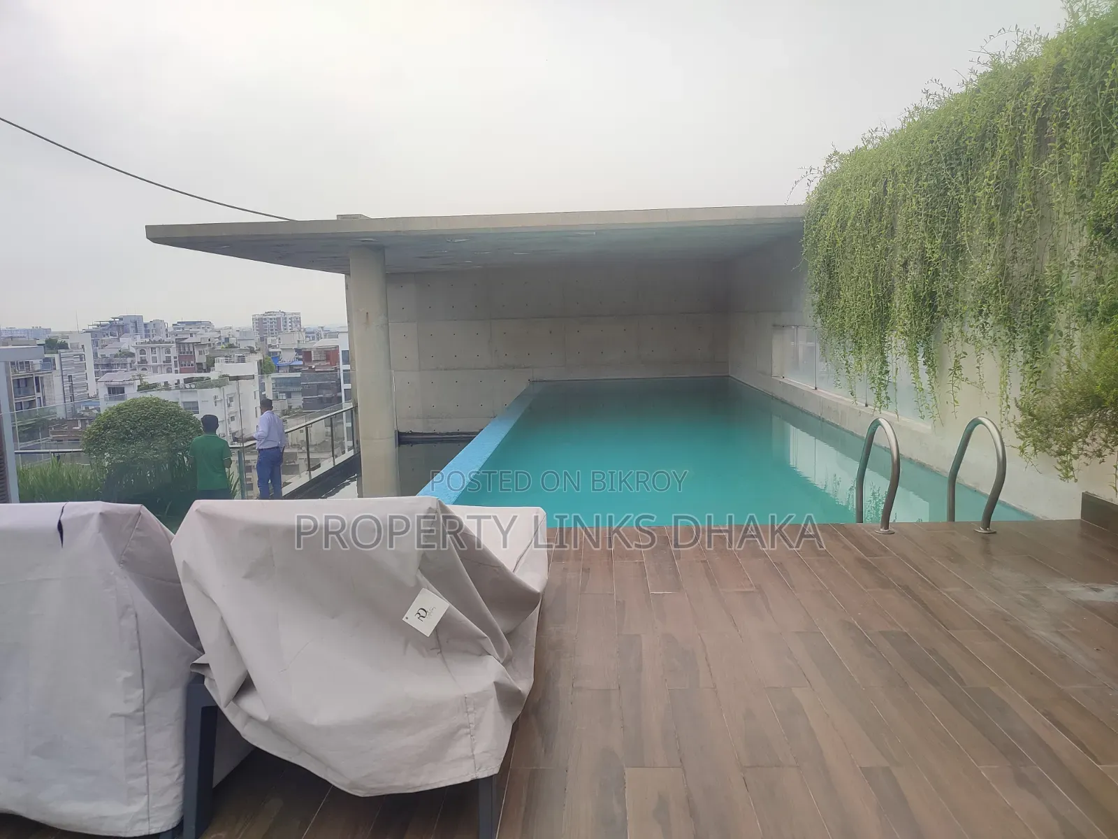 Furnished 3-bedroom Apartment in Baridhara for rent