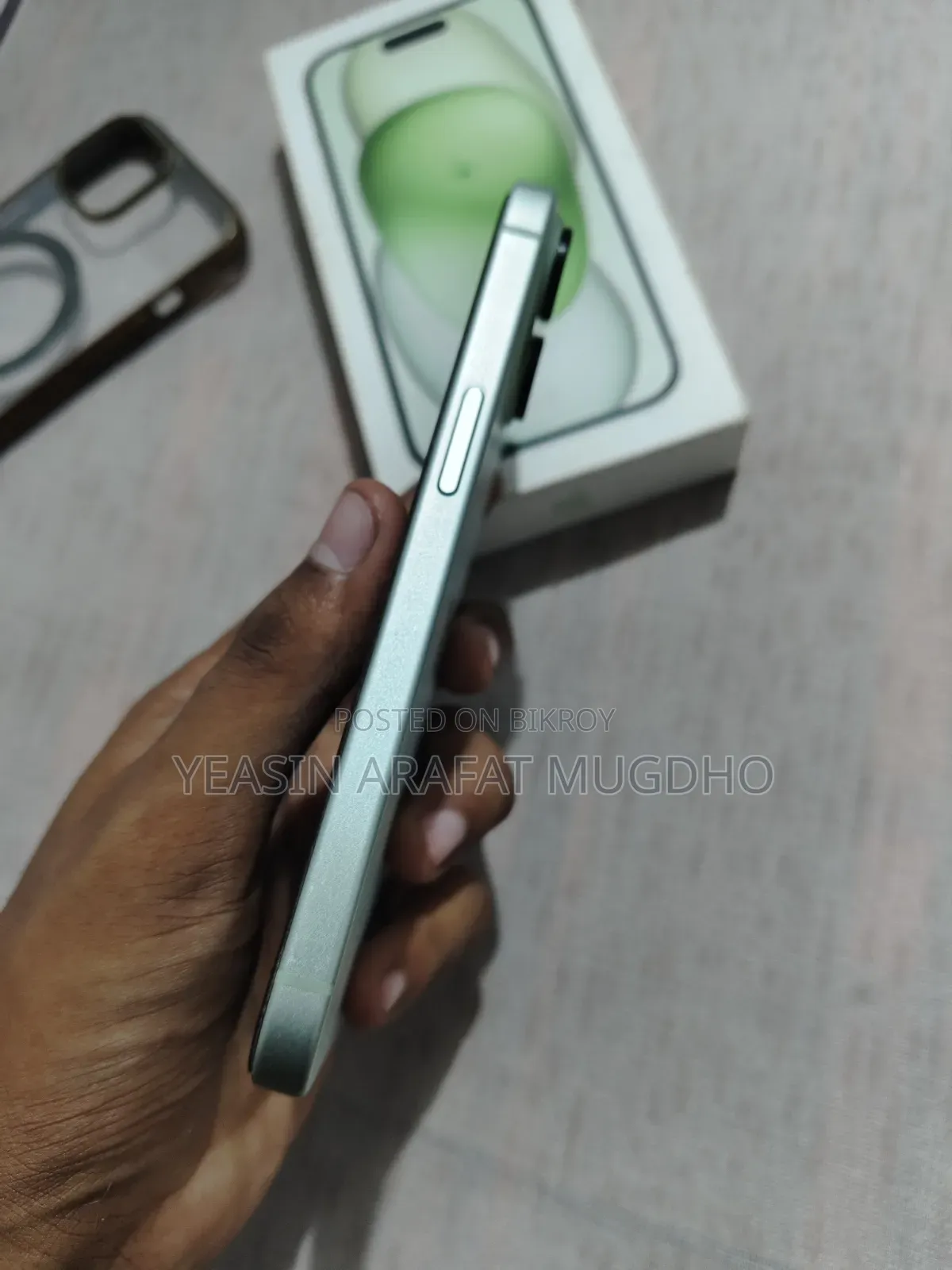 New Apple iPhone 15 128 GB Green