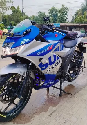 সুজুকি জিক্সার এসএফ ২০২২ ব্লু
