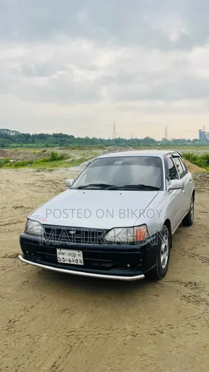 টয়োটা স্টারলেট গ্লানজা ১৯৯৫ সিলভার