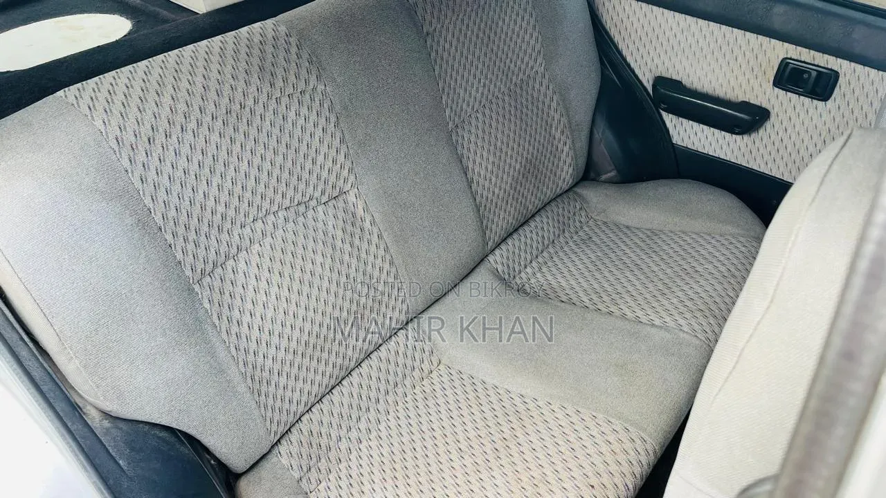 টয়োটা স্টারলেট গ্লানজা ১৯৯৫ সিলভার