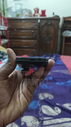 Symphony B17 Black