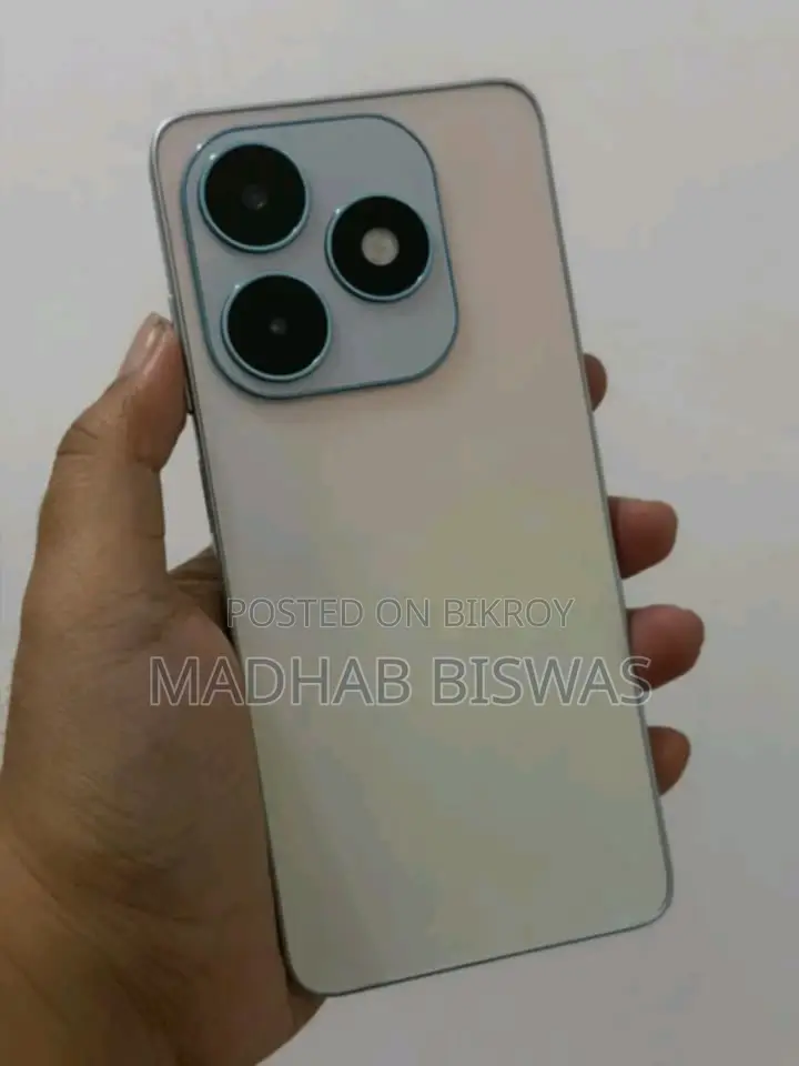 Tecno Spark 20 256 GB White