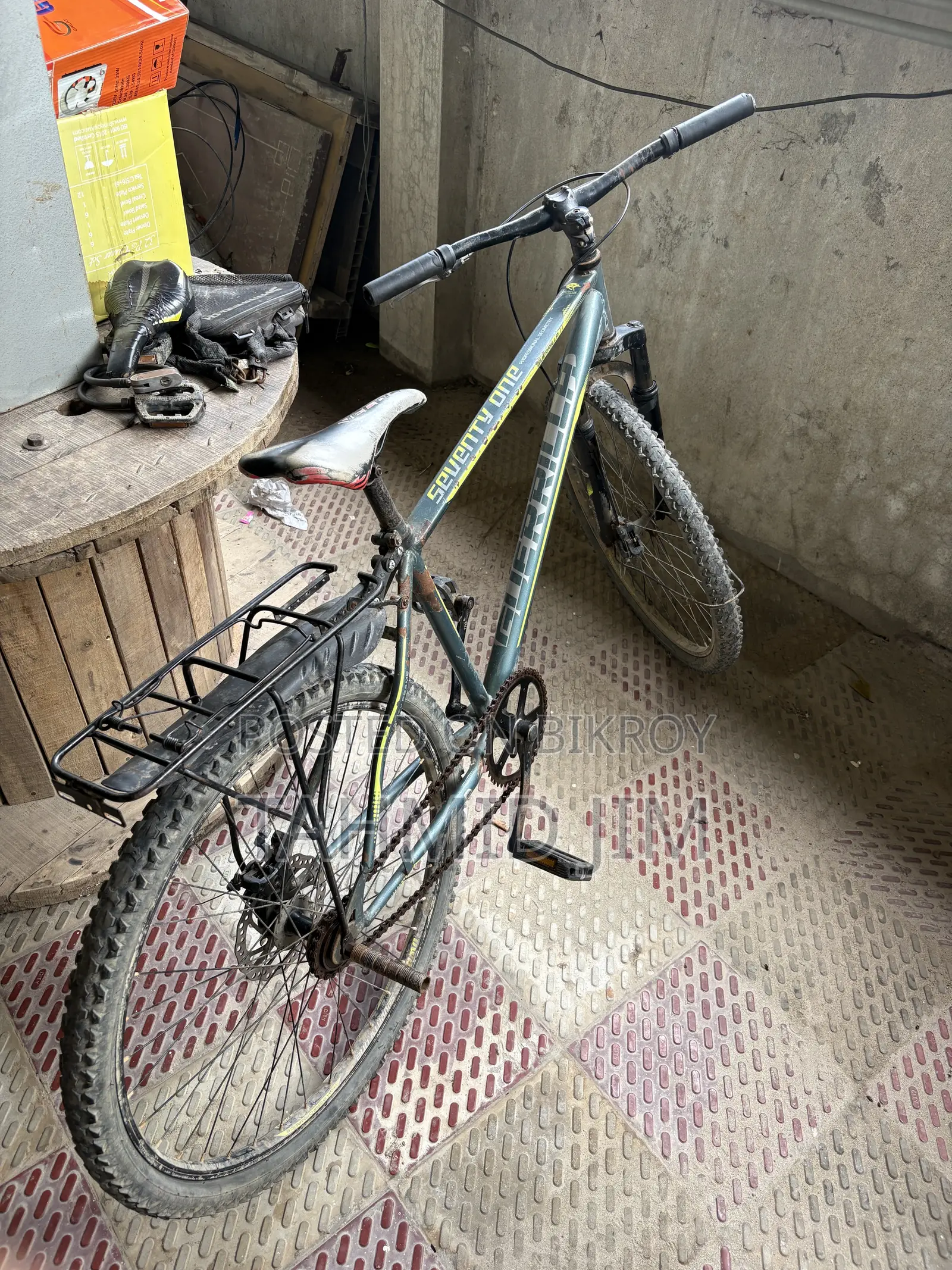 Cycle With Suspension