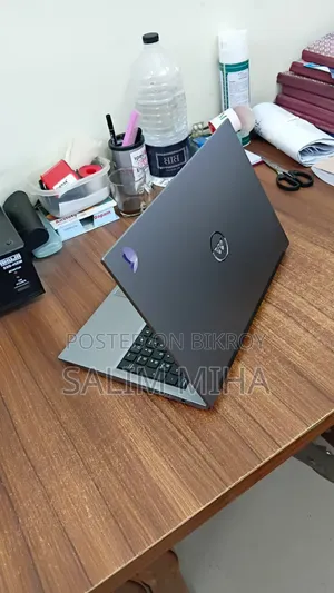 Laptop 8GB Intel Core Ultra 5 HDD 500GB