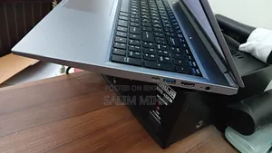 Laptop 8GB Intel Core Ultra 5 HDD 500GB