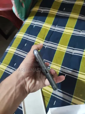 EL 64 GB Black