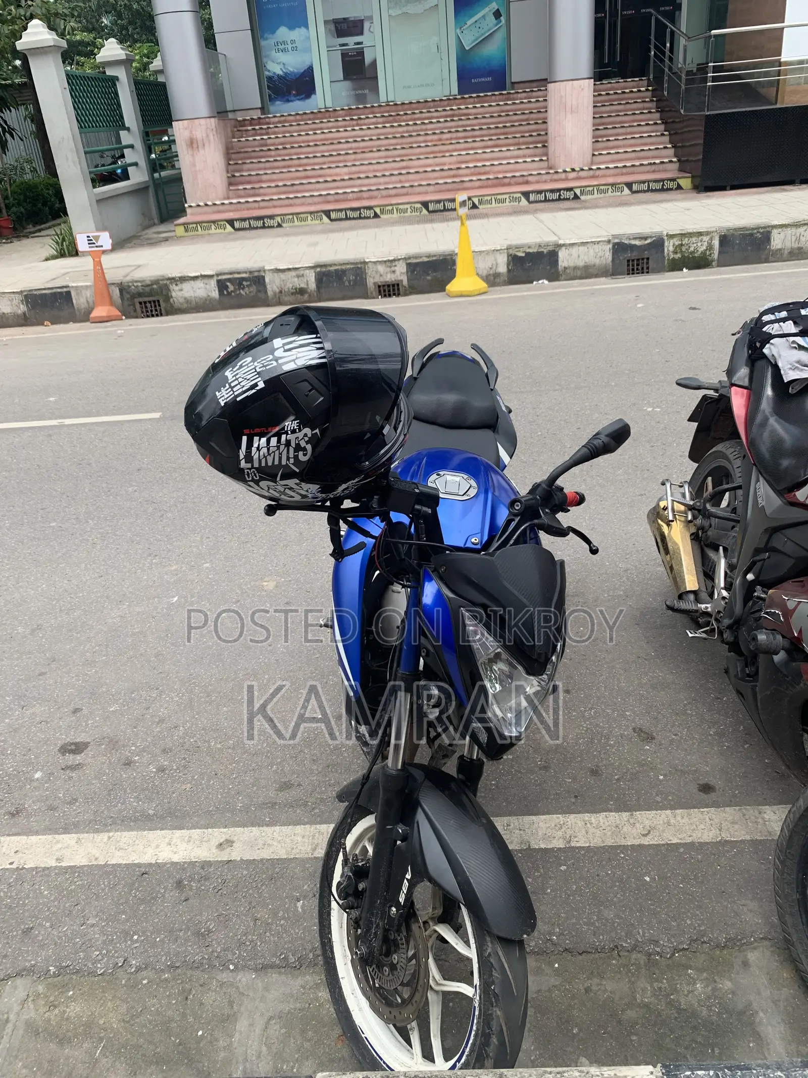 বাজাজ পালসার এনএস ১৬০ ২০২১ নীল