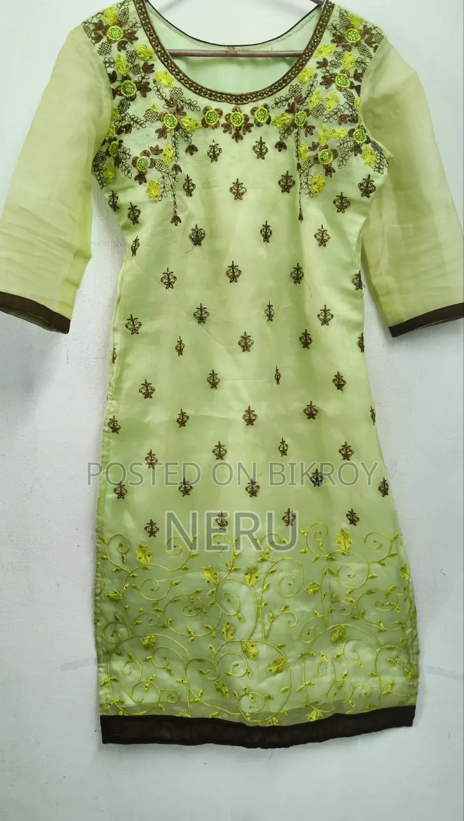 Pakistani Style Kamij