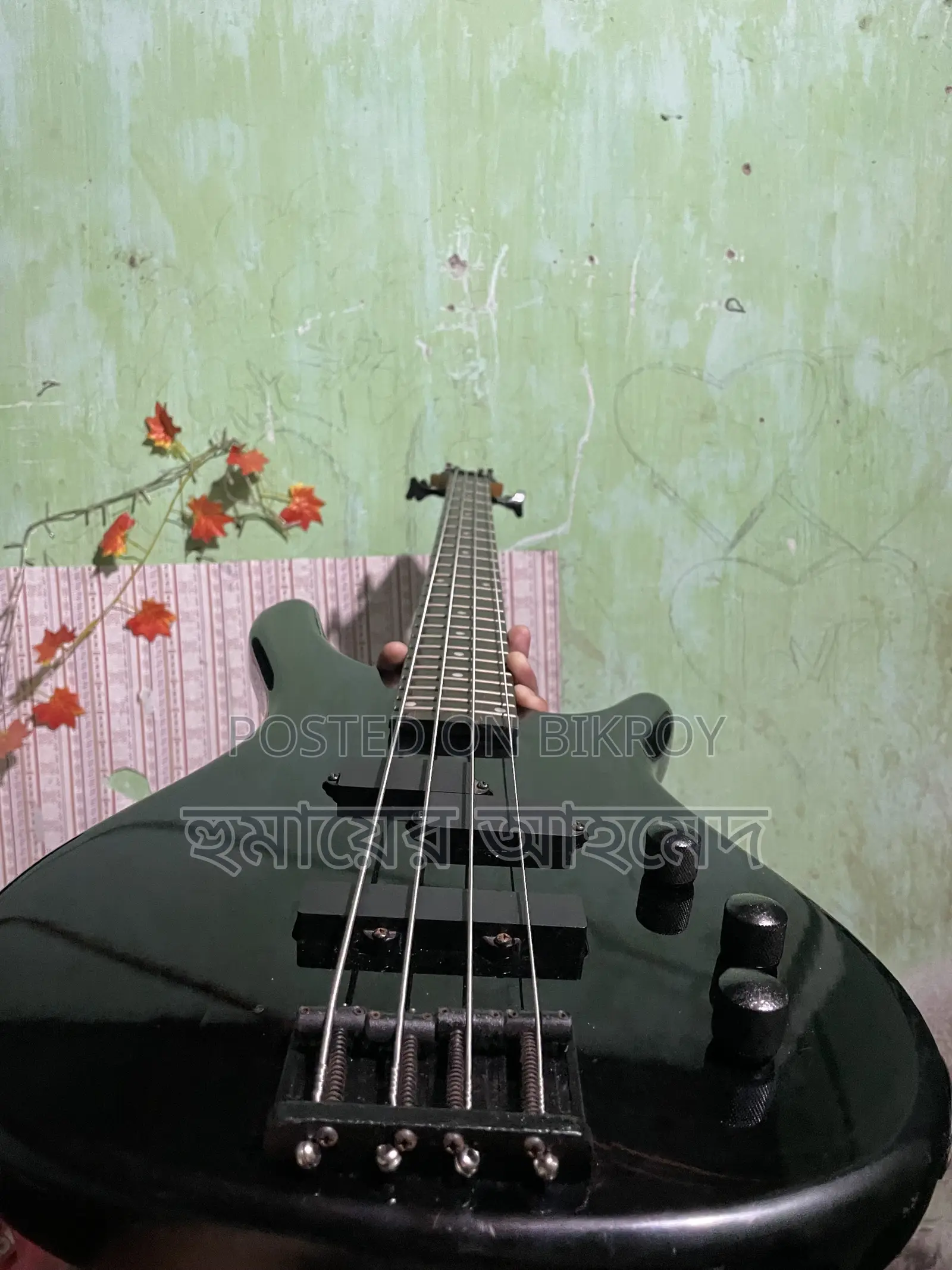 Cag 4 Strings Bass Guitar