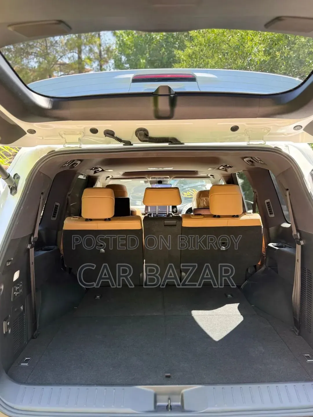 New Lexus LX 600 2023 Pearl