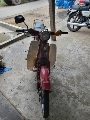 হোন্ডা আরসি৫১ ১৯৮৪ রেড