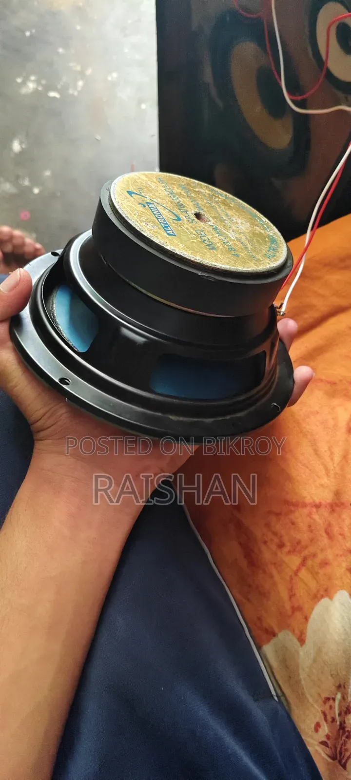 হ্যান্ড মেড স্পিকার