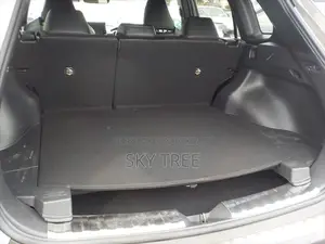 Toyota Corolla Cross 2022 Brown