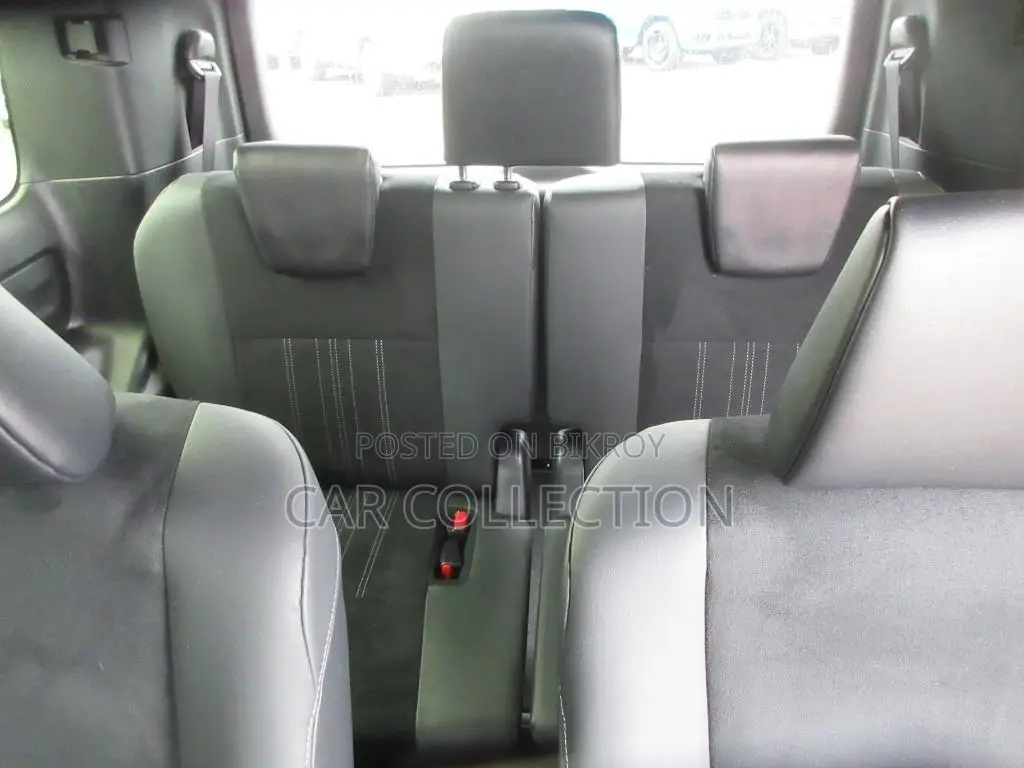 Toyota Esquire 2021 Black