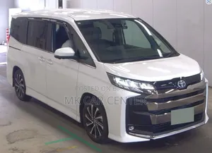 New Toyota Noah 2022 Pearl