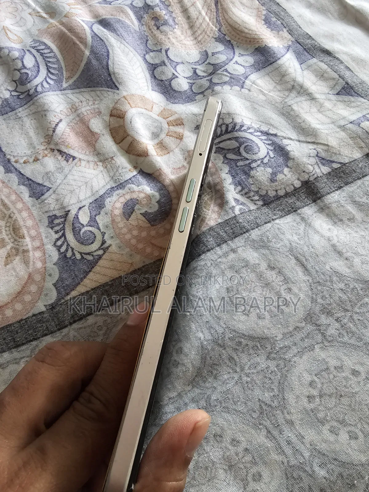 Oppo A77s 128 GB Orange