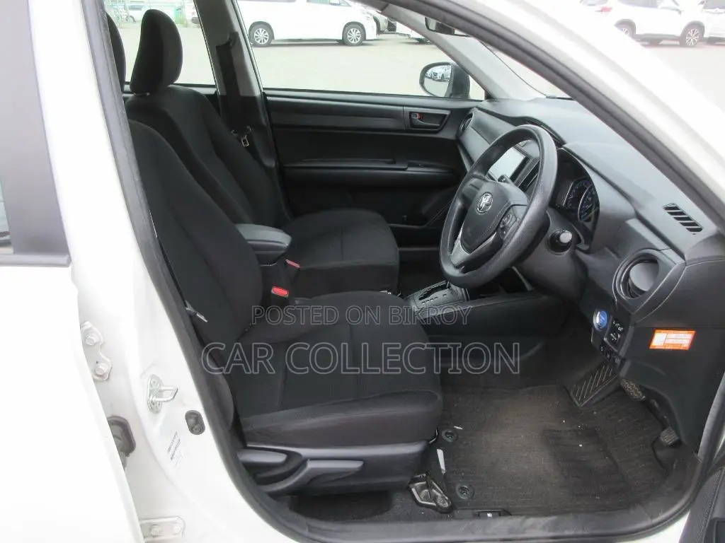 Toyota Axio 2021 White