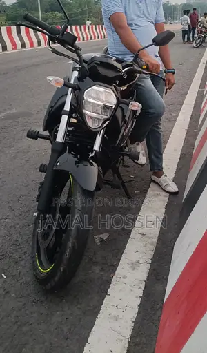 সুজুকি জিক্সার এফআই এবিএস ২০২৪ কালো