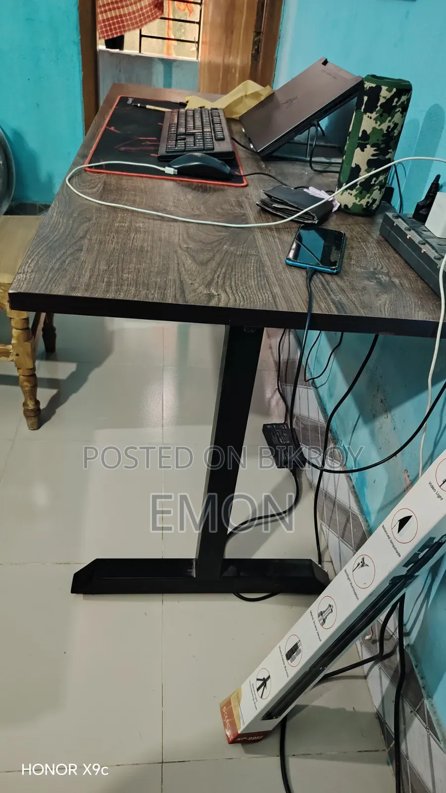 1 Used Executive Table for Sale