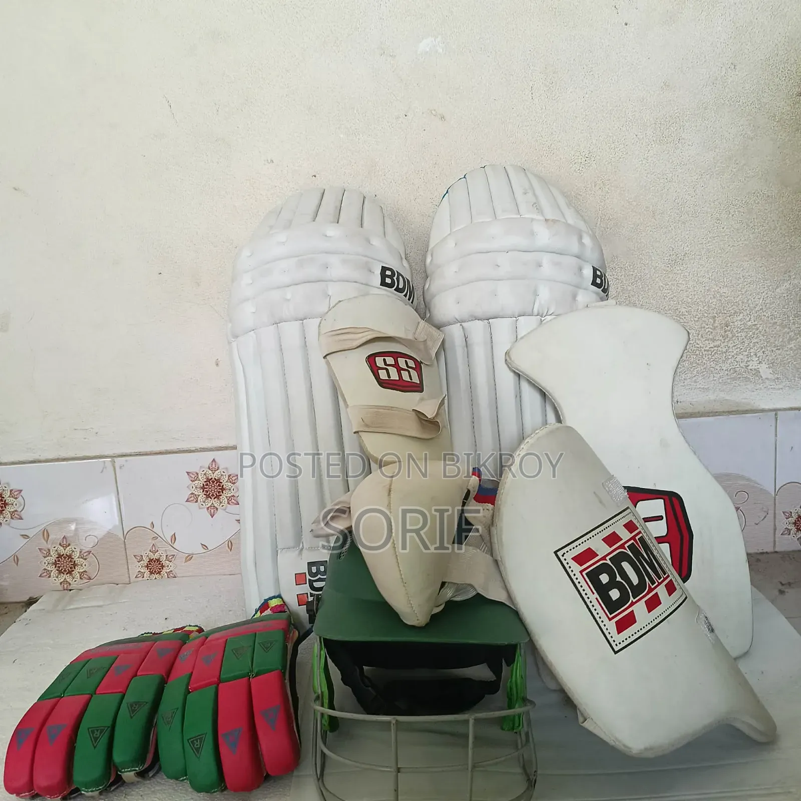 Cricket Equipment