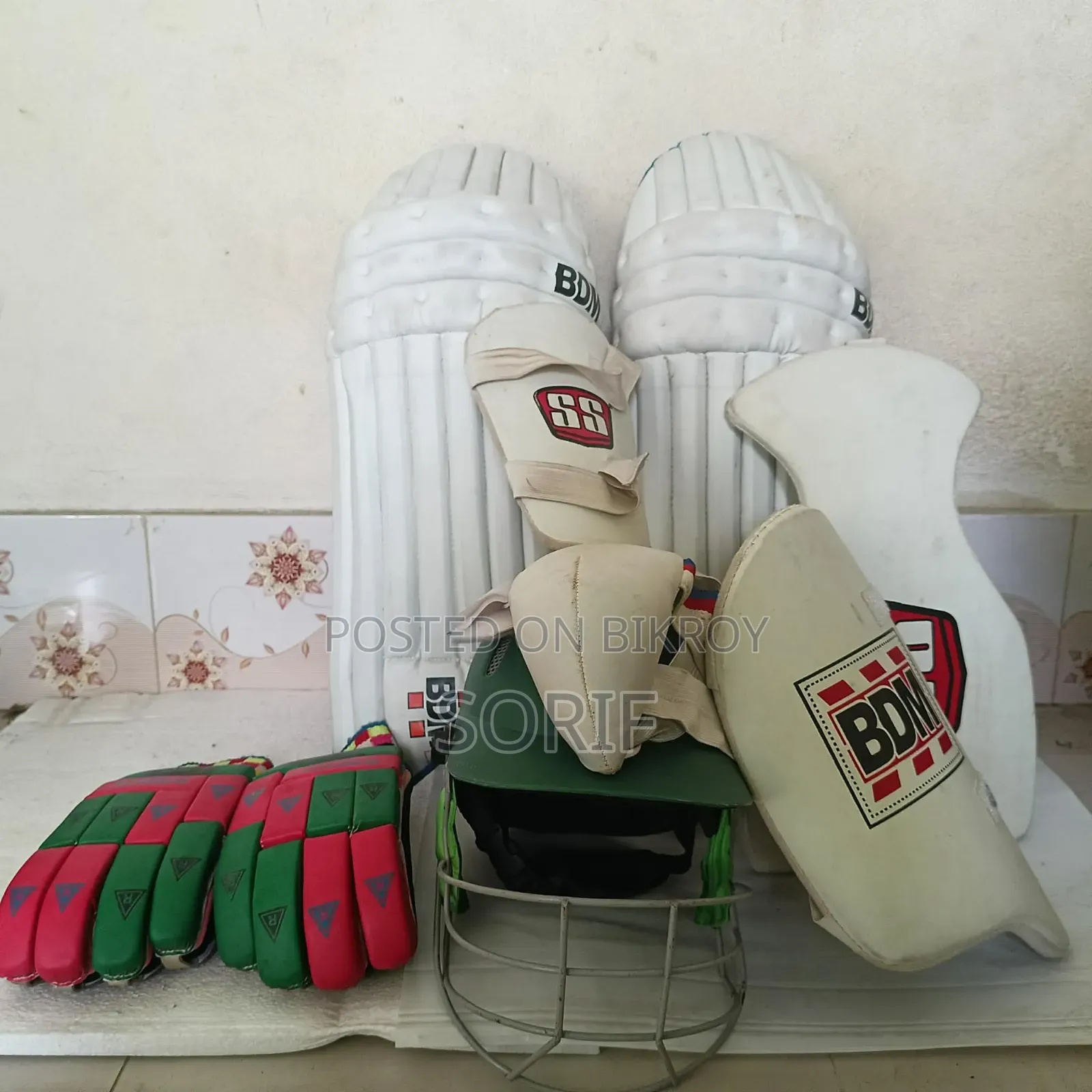 Cricket Equipment