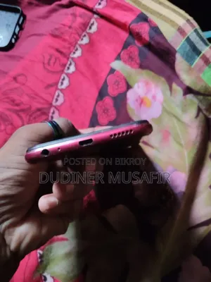 Vivo Y12 64 GB Red