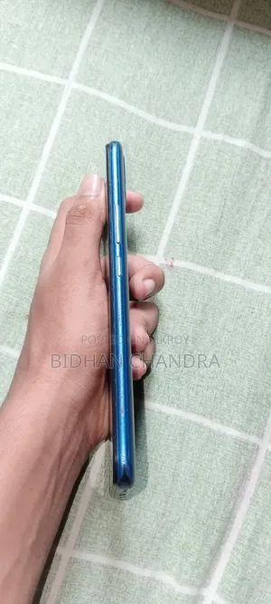ইনফিনিক্স স্মার্ট ৬ প্লাস ৩২ জিবি ব্লু