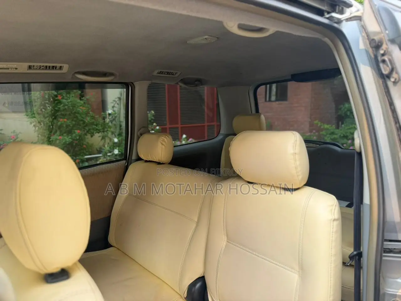 Toyota Noah 2.0 AWD (8 Seater) 2004 Silver