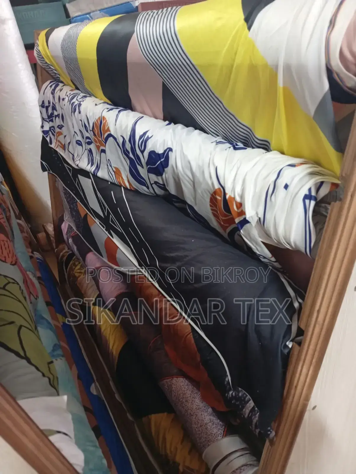 China Print Sofa Cover Available