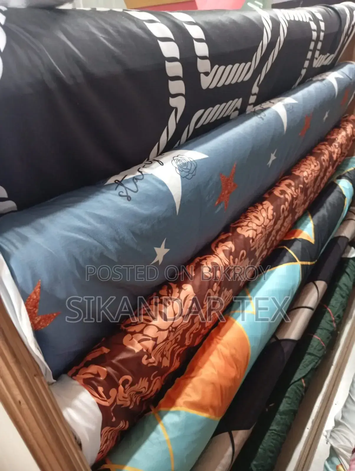 China Print Sofa Cover Available