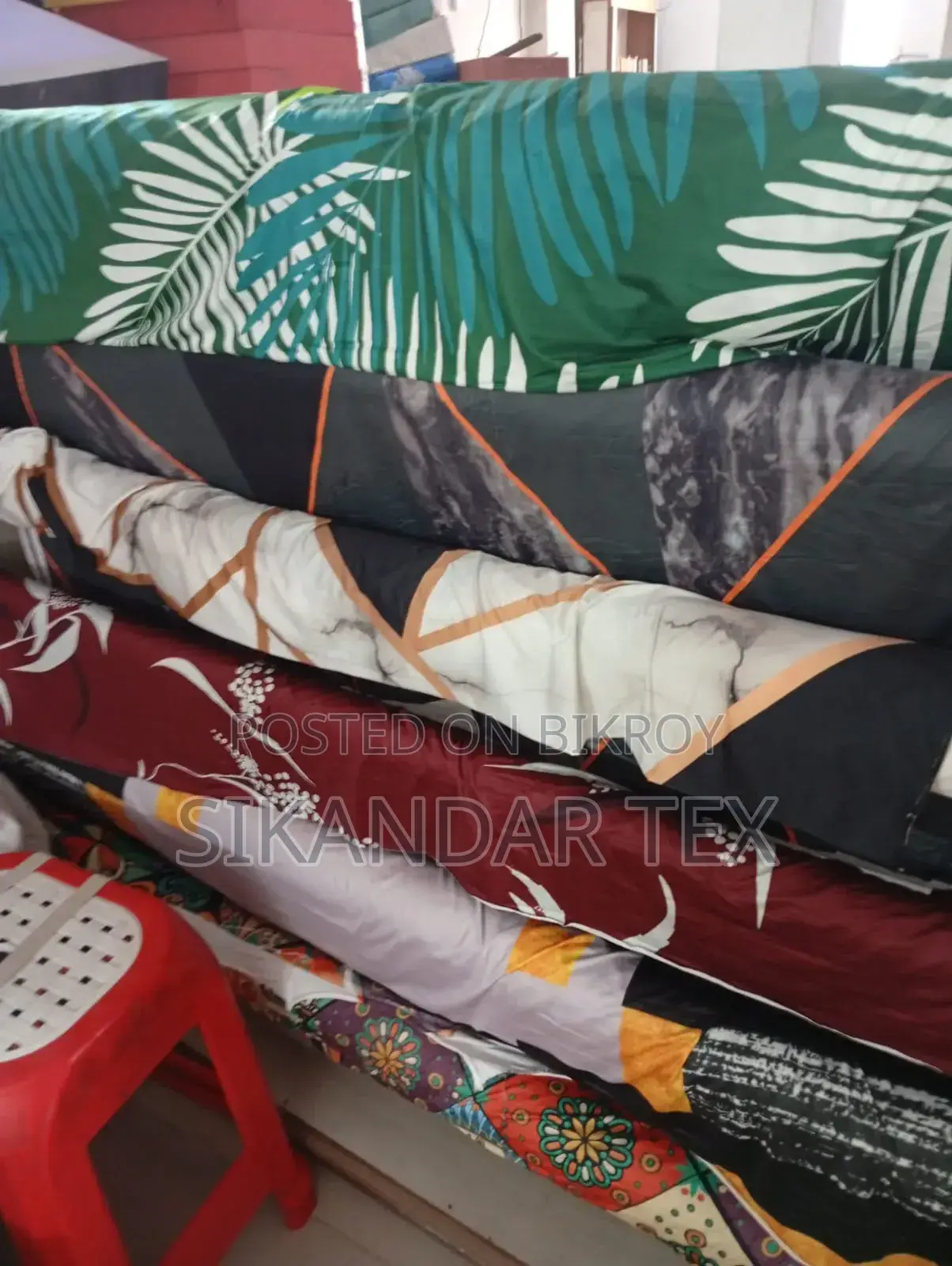 China Print Sofa Cover Available