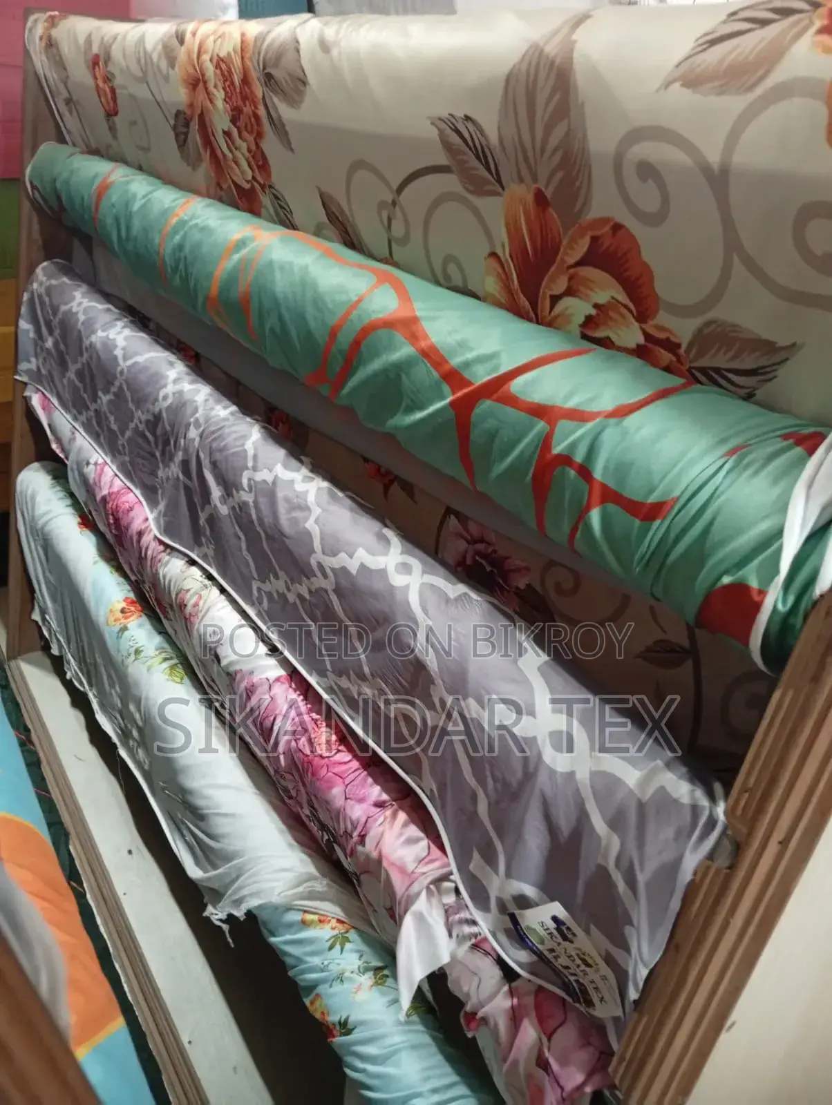 China Print Sofa Cover Available