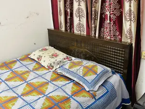 খাট বিক্রি করা হবে 5/7 Only Khat