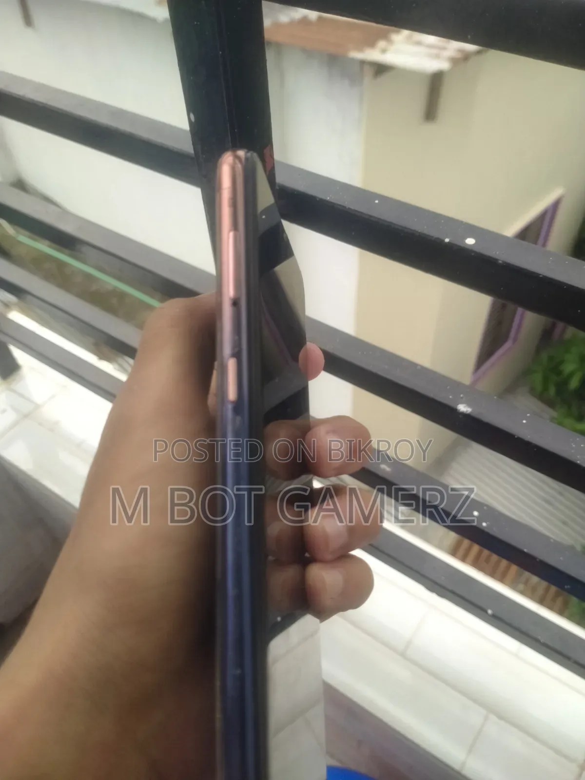 Symphony Z30 Pro 64 GB Blue