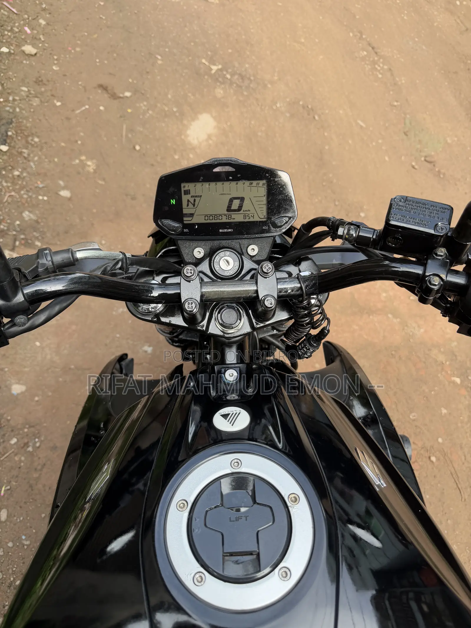 Suzuki 2024 Black