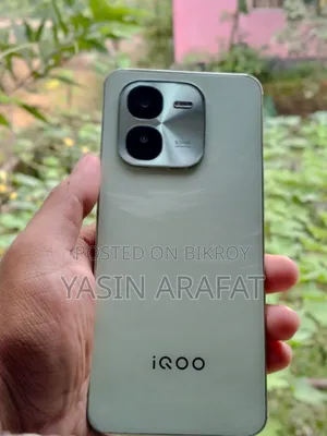 New Vivo iQOO Z9x 128 GB Bronze