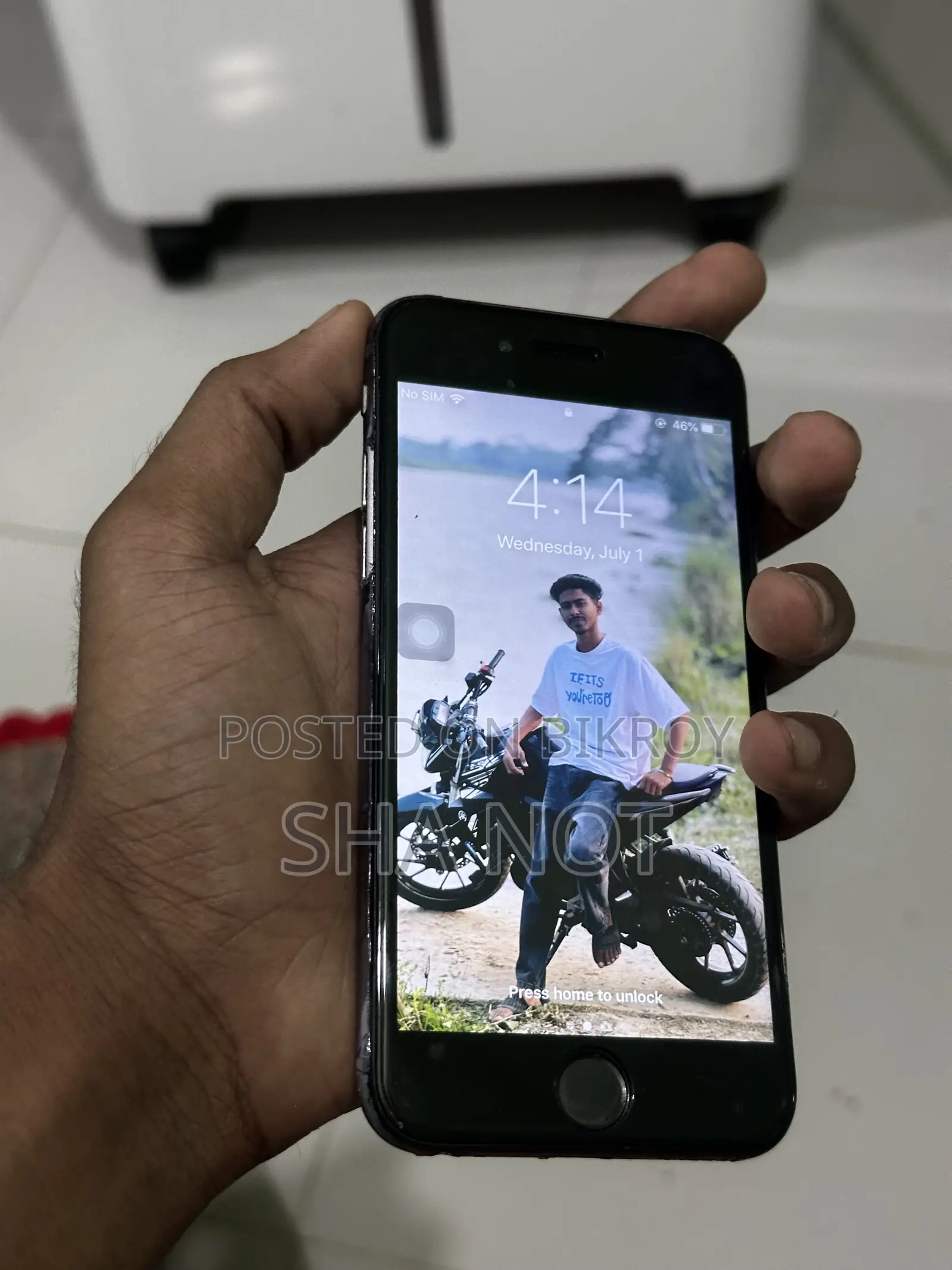 অ্যাপল আইফোন ৬ ৬৪ জিবি ব্ল্যাক