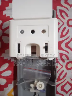 অটোমেটিক পারফিউম ডিসপেনসার