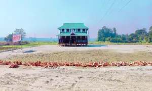 ঢাকা-মাওয়া এক্সপ্রেসওয়ের পাশে আধুনিক আবাসন প্রকল্প — Square City