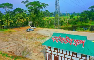 ঢাকা-মাওয়া এক্সপ্রেসওয়ের পাশে আধুনিক আবাসন প্রকল্প — Square City