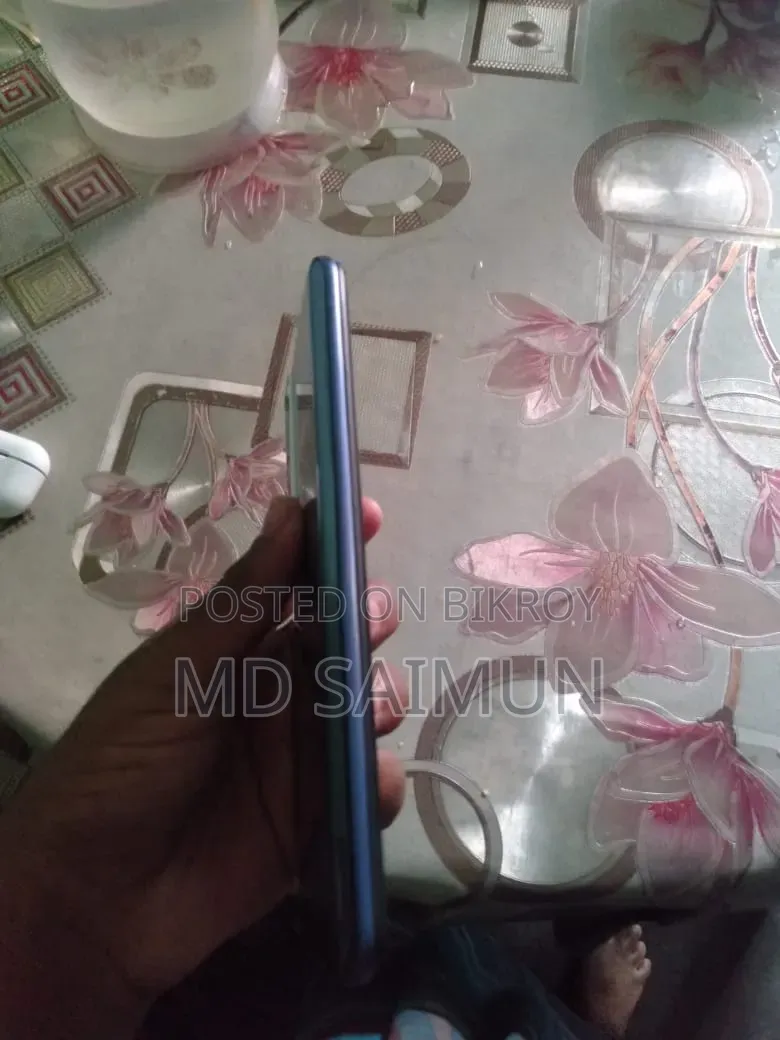 Vivo Y51 IN 128 GB Blue
