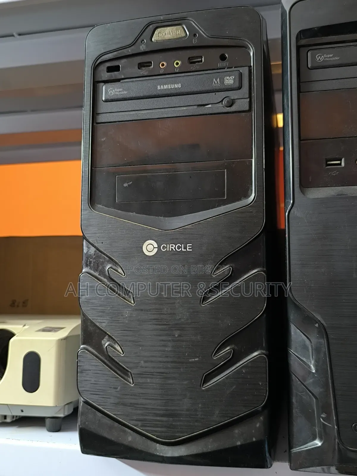 Desktop Computer 8GB Intel Core i3 SSD 128GB