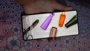 টেকনো ক্যামন ৪০ ২৫৬ জিবি কালো