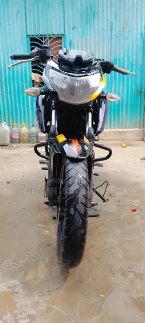 TVS Apache 160 4V 2021 Black