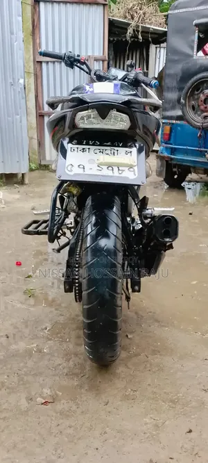 TVS Apache 160 4V 2021 Black